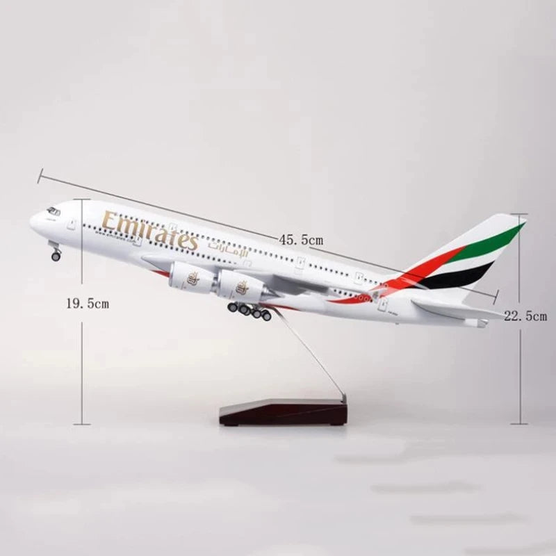 Resin Plane Toy Model 47cm 380 UAE Model Aircraft A380 Emirates Airways 1/160 Scale Light Die-Cast  With Landing Gear Airplane
