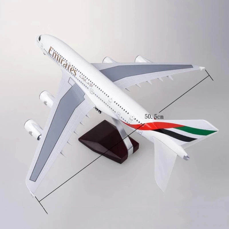 Resin Plane Toy Model 47cm 380 UAE Model Aircraft A380 Emirates Airways 1/160 Scale Light Die-Cast  With Landing Gear Airplane