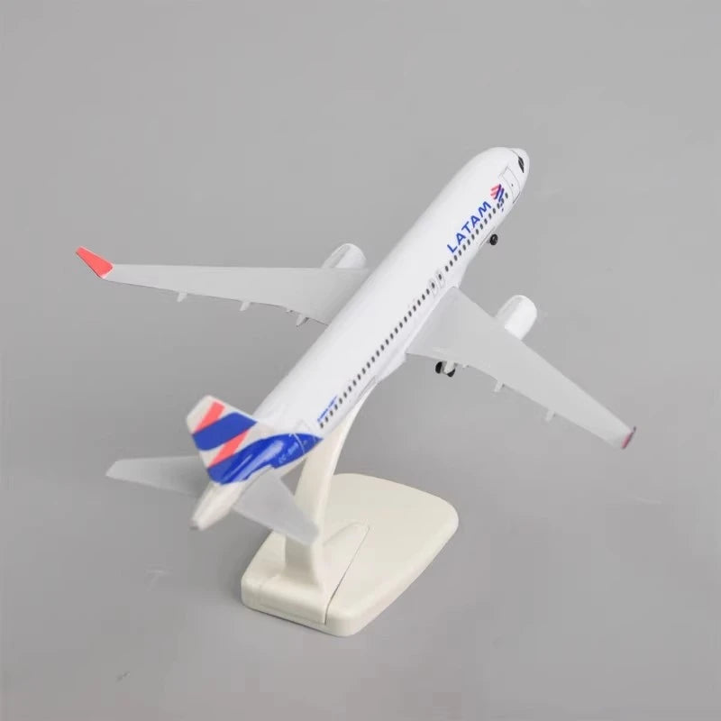 A320 Latam Airlines Chile Aircraft 20cm Metal Alloy With Landing Gears