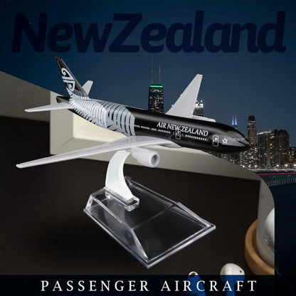1/400 16cm Air New Zealand B777 Airplane