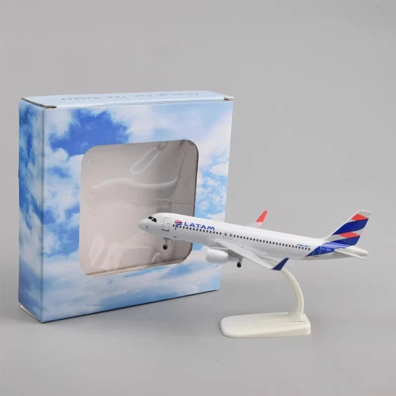 A320 Latam Airlines Chile Aircraft 20cm Metal Alloy With Landing Gears