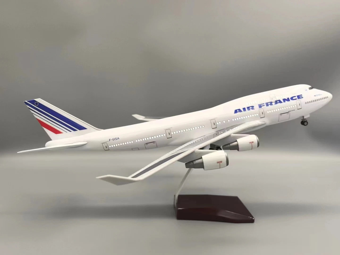 47 CM B747 Model AIR France Airlines With Resin Toy Aircraft Plane Model With Wheels